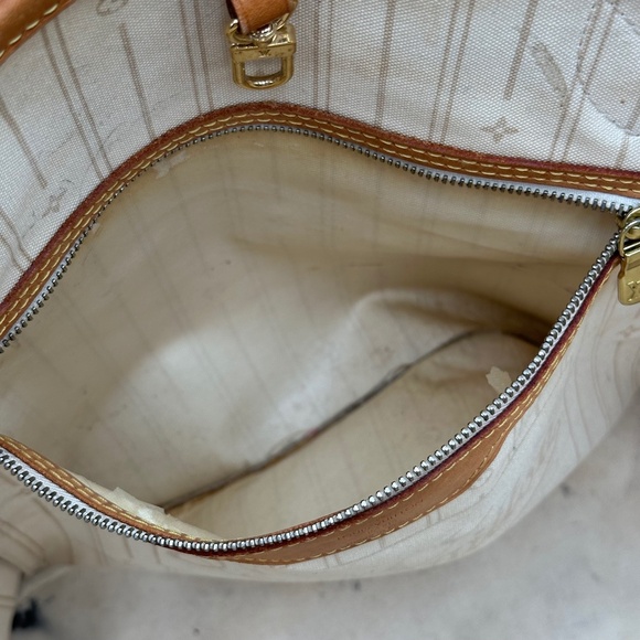 Authentic Louis Vuitton 2010 Damier Azur Neverfull MM Tote - Picture 14 of 16